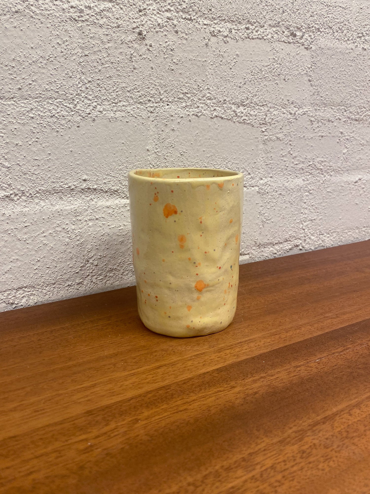 bum heart pen holder