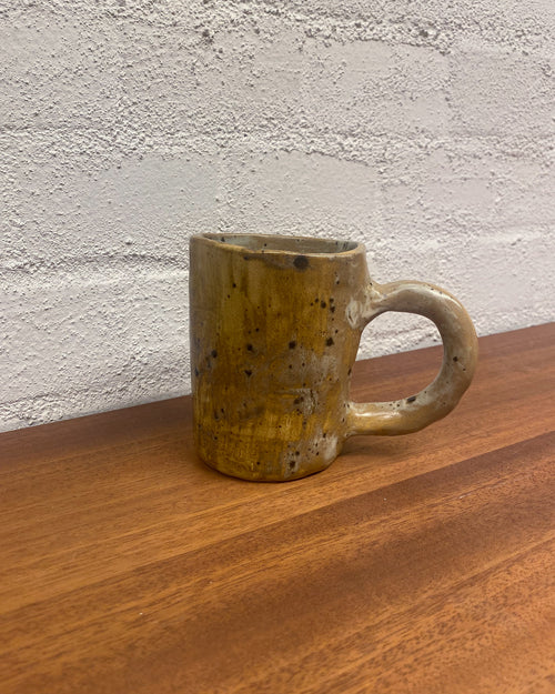 お花　mug cup (BEIGE)