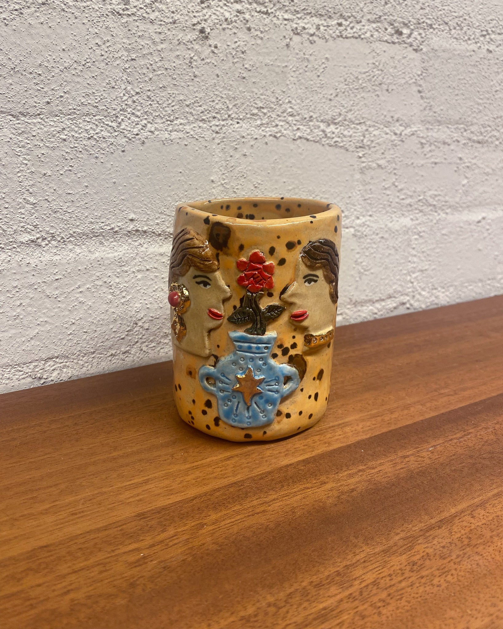 Koyomi Yanagimoto LOVE 花瓶 - SHIBUYA PUBLISHING & BOOKSELLERS (SPBS)