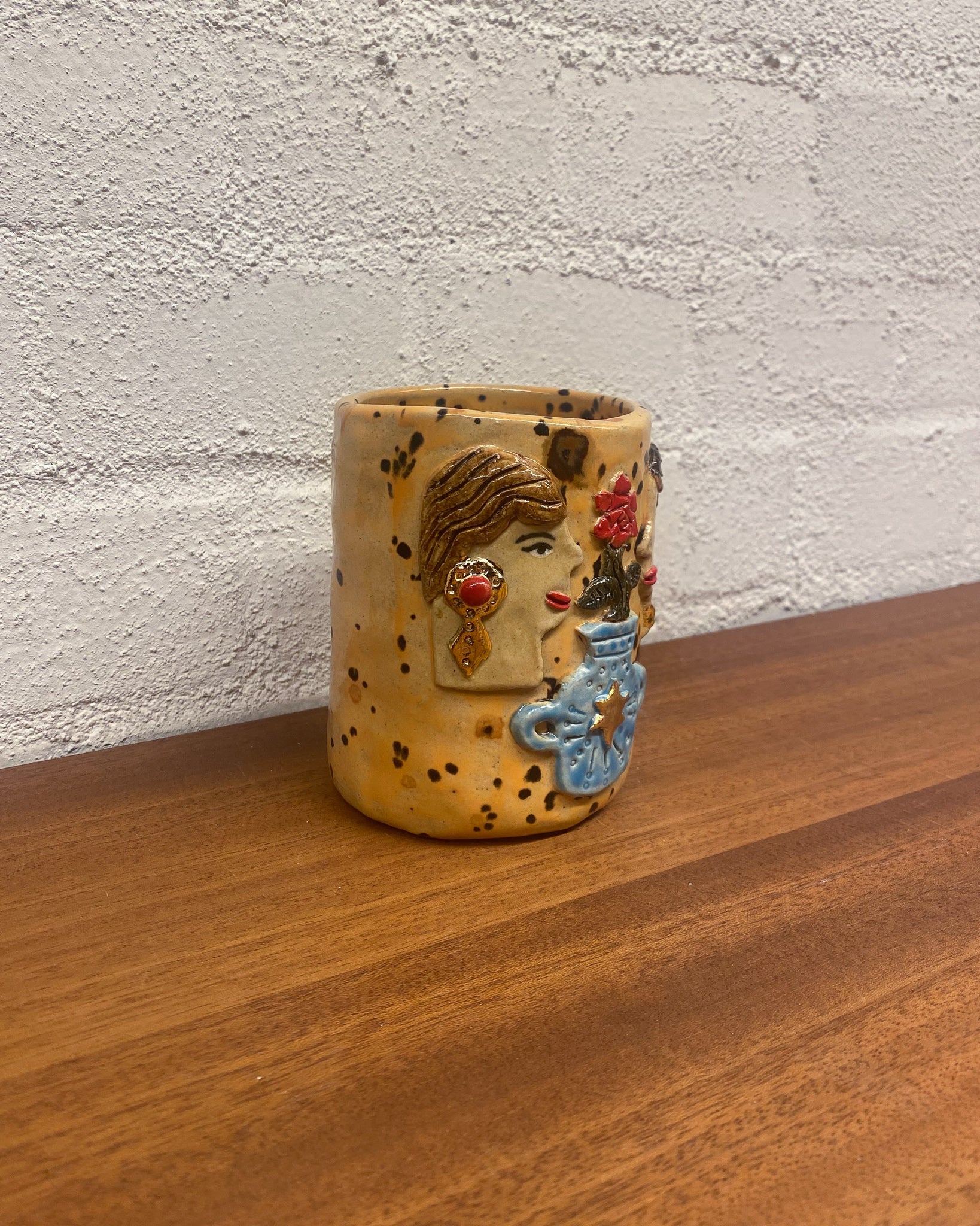 Koyomi Yanagimoto LOVE 花瓶 - SHIBUYA PUBLISHING & BOOKSELLERS (SPBS)