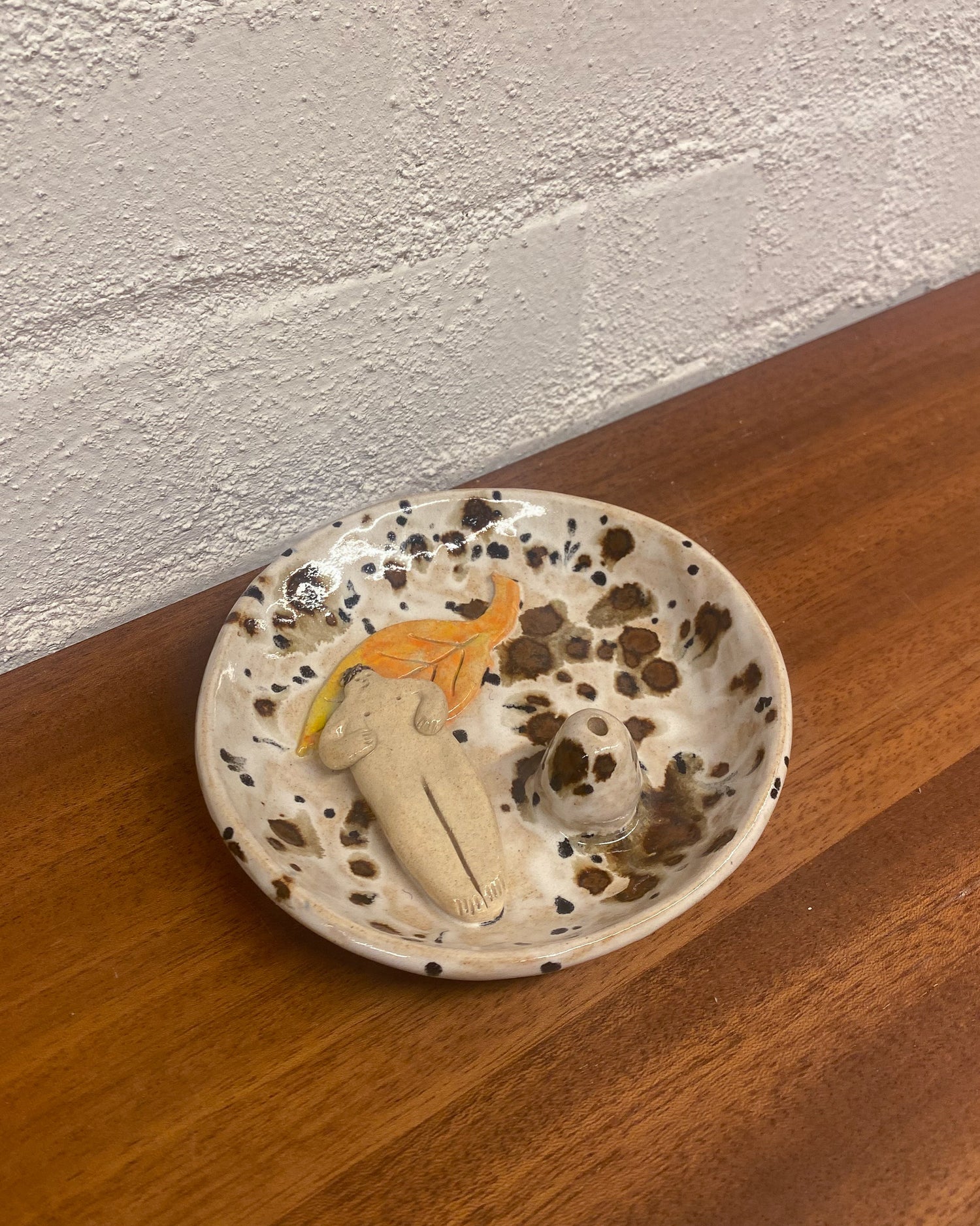 落ち葉　お香立て